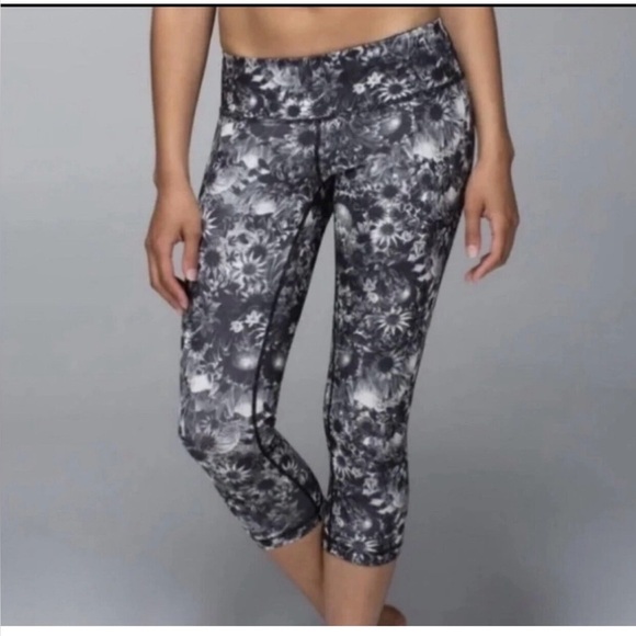 LULULEMON Wunder Under crop leggings Florabunga print - Picture 2 of 12